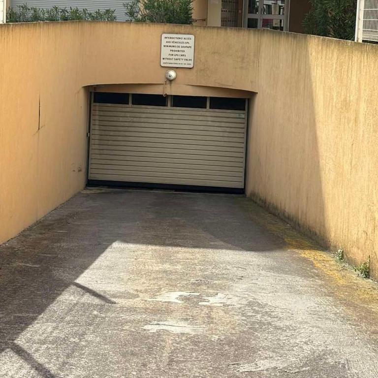 T2 de 40m2 Clim Piscine Garage à 200m Plages - One-Bedroom Apartment - 12