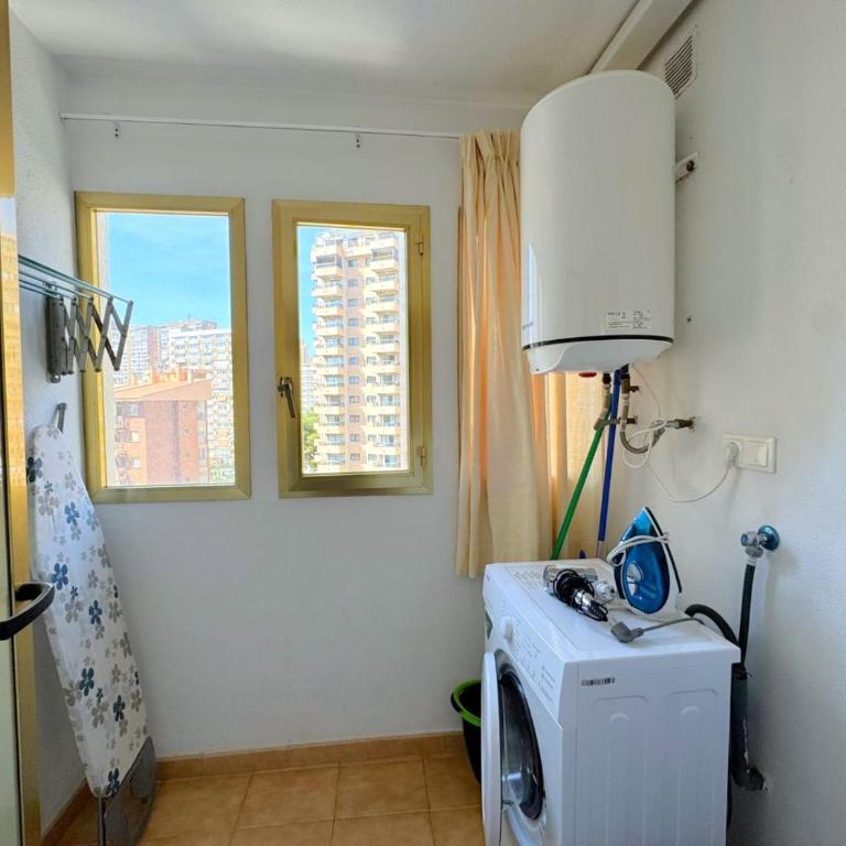 Torre Gerona 7 - Two-Bedroom Apartment - 11