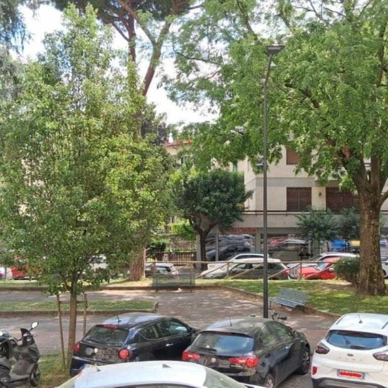 White House Florence - Double Room with Private Bathroom - 16