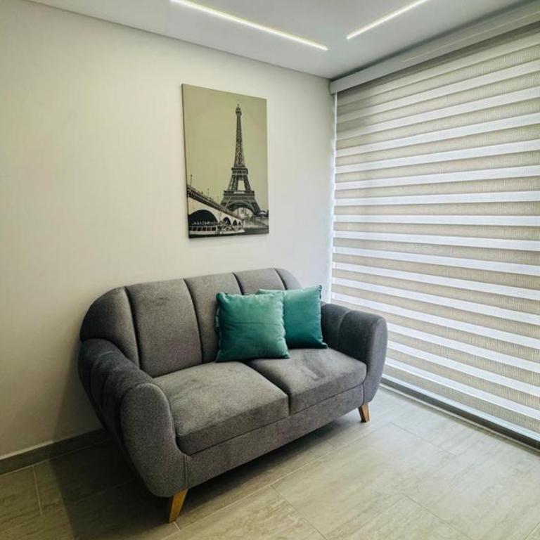 Modern apartment near the airport - Apartamento de 2 dormitorios - 16