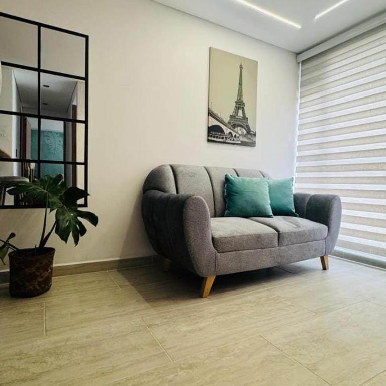 Modern apartment near the airport - Apartamento de 2 dormitorios - 37
