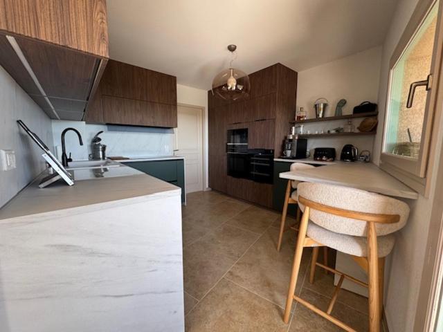 Appartement vue mer en Résidence avec piscine - Maison 4 Chambres - 9