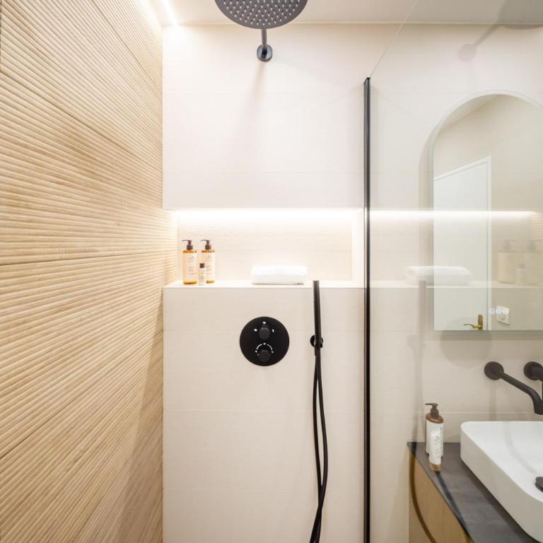 Grands Boulevards Home - Appartement - 25