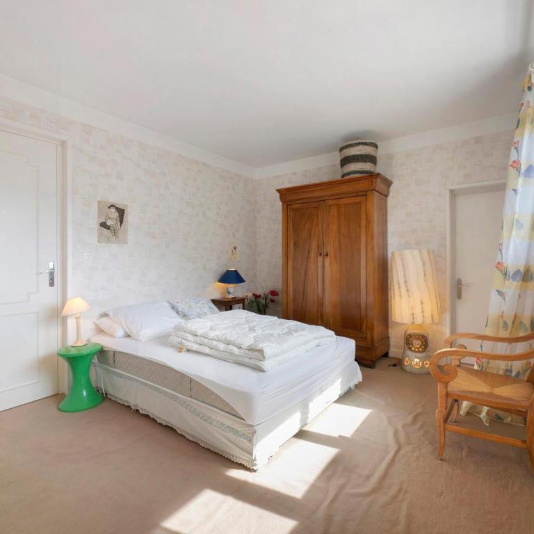 Duplex Saint Jean - Two-Bedroom Deluxe Apartment with Garden View - 17