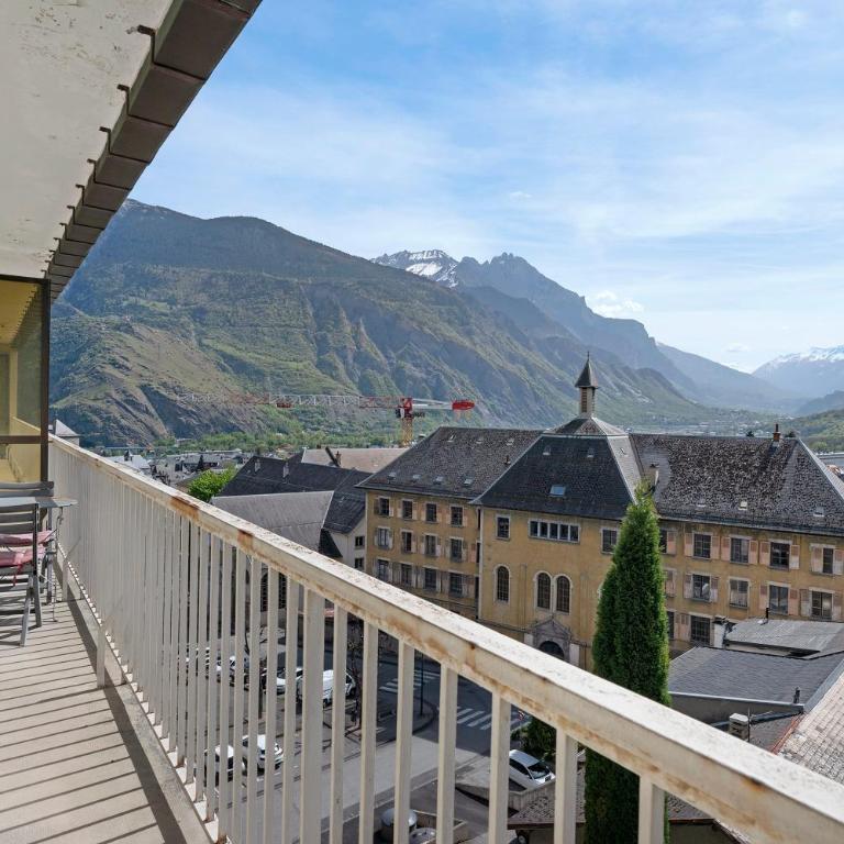 Duplex Saint Jean - Two-Bedroom Deluxe Apartment with Garden View - 27