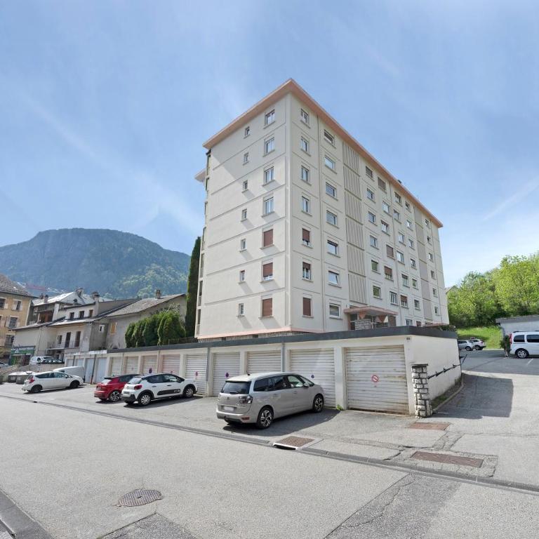 Duplex Saint Jean - Two-Bedroom Deluxe Apartment with Garden View - 29