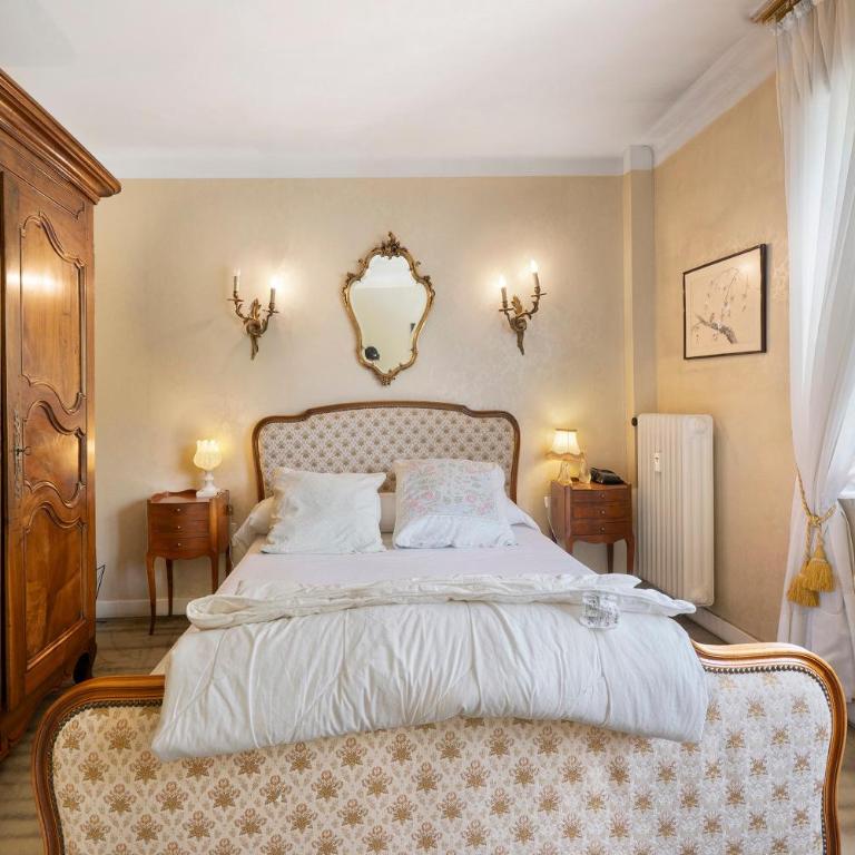 Duplex Saint Jean - Two-Bedroom Deluxe Apartment with Garden View - 20