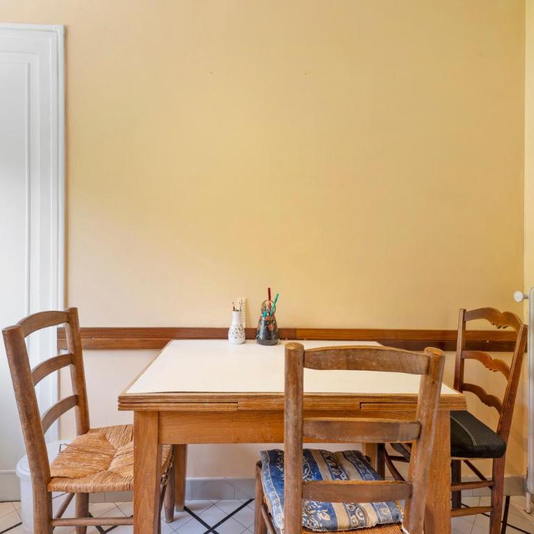 Duplex Saint Jean - Two-Bedroom Deluxe Apartment with Garden View - 10