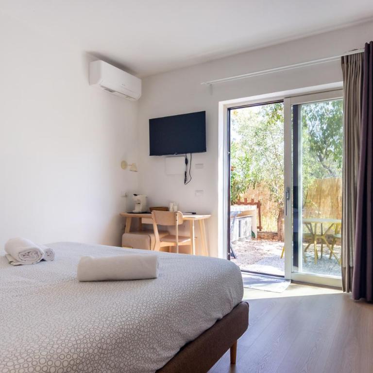 Mariposa Rooms - Camera King Standard - 6