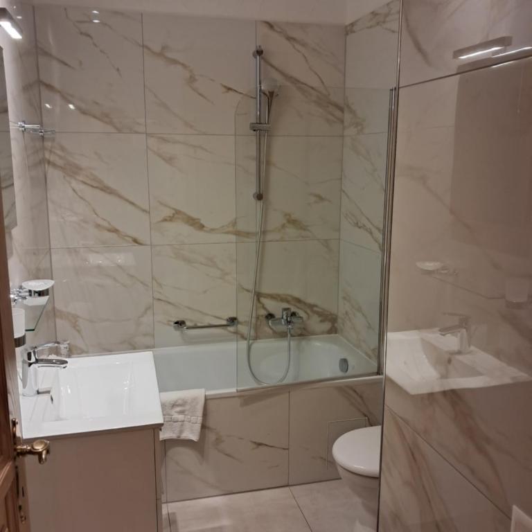 Aparthotel Al Lago - Camera Familiare Standard - 6