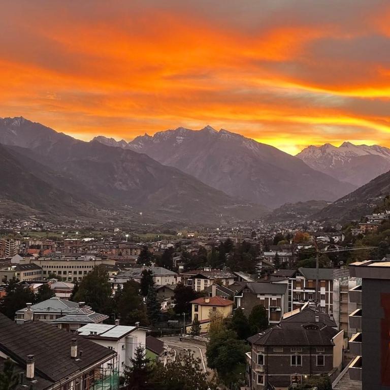 Sopra i tetti di Aosta - Appartamento con 2 Camere da Letto - 8
