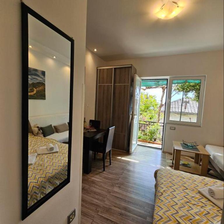 City Center Apartment-Old Town Terrace retreat - Apartman - 11