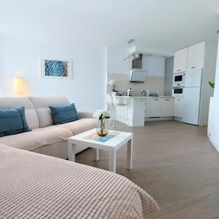Modern Beachfront 1BR Apartment Calahonda - Apartamento de 1 dormitorio - 36