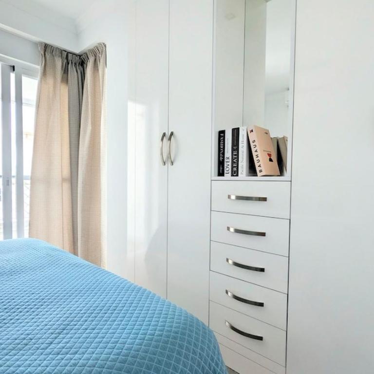 Modern Beachfront 1BR Apartment Calahonda - Apartamento de 1 dormitorio - 45