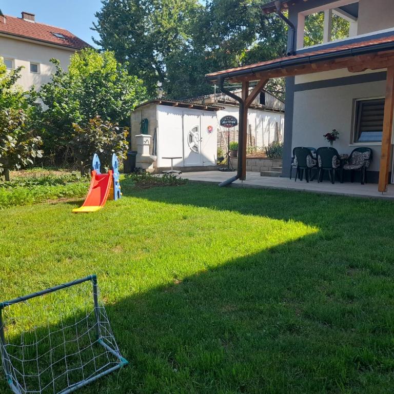 Studio apartman Goran - One-Bedroom Apartment - 8