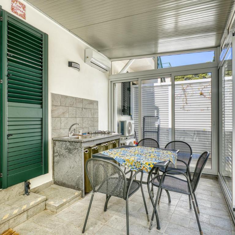 VFH Residence Flavia -Tre Piscine - Appartamento con 2 Camere da Letto, Terrazza e Vista Mare - 18