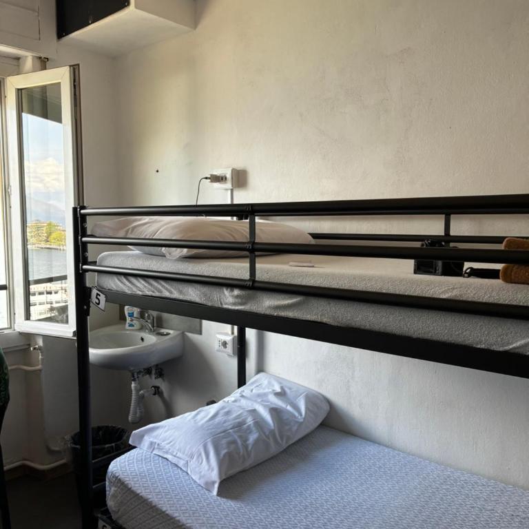 Lake Como Hostel - Bett im gemischten 6-Bett-Schlafsaal - 5