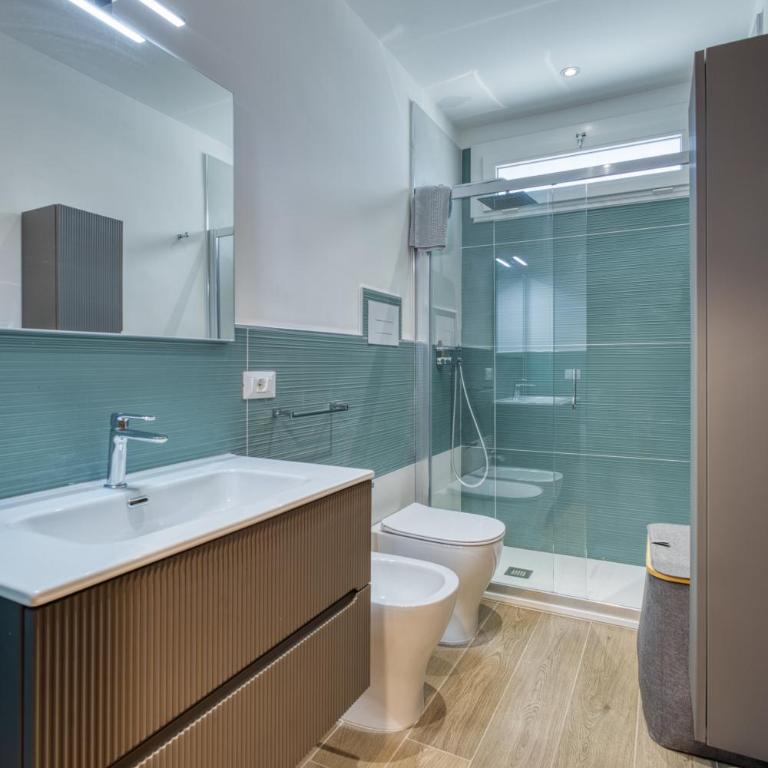VFH Residence Flavia -Tre Piscine - Appartamento con 2 Camere da Letto, Terrazza e Vista Mare - 17
