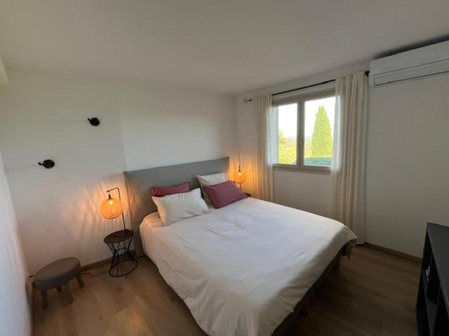 Appartement vue mer en Résidence avec piscine - Maison 4 Chambres - 17