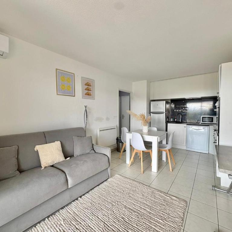 Fréjus 2 pièces avec Terrasse, proche des Plages - Apartamento de 1 dormitorio - 5