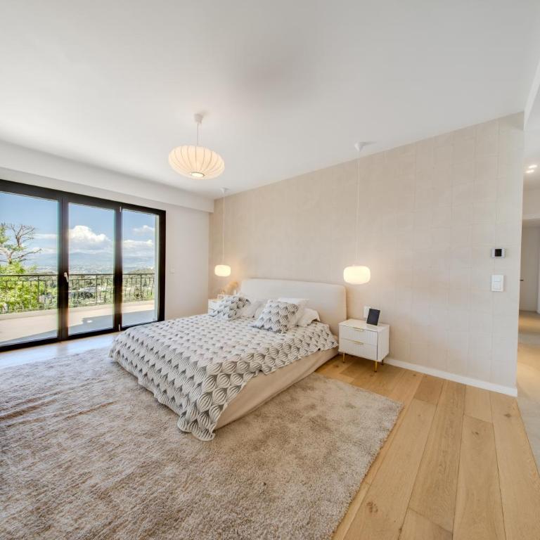 Panoramic-View Villa, 5 En-Suites, Pool, Sleeps 10 - Villa - 14
