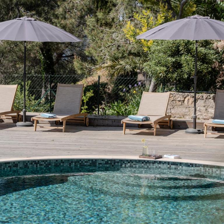 Panoramic-View Villa, 5 En-Suites, Pool, Sleeps 10 - Villa - 52