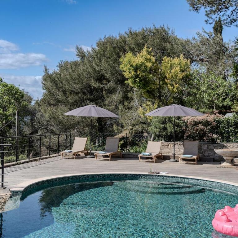 Panoramic-View Villa, 5 En-Suites, Pool, Sleeps 10 - Villa - 51