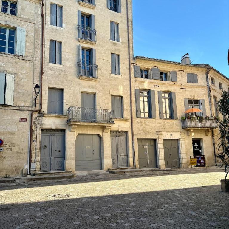 L'Écrin Voûté, cocon chaleureux en pierre à 2 pas de la Place aux Herbes - Appartement 1 Chambre - 22