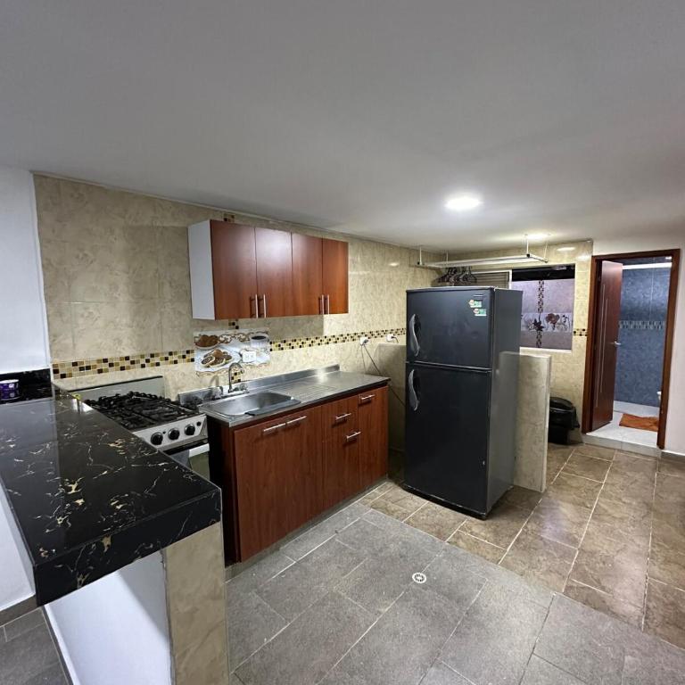 Large apartment 3 - Three-Bedroom Apartment - 3