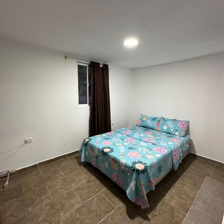 Large apartment 3 - Three-Bedroom Apartment - 7