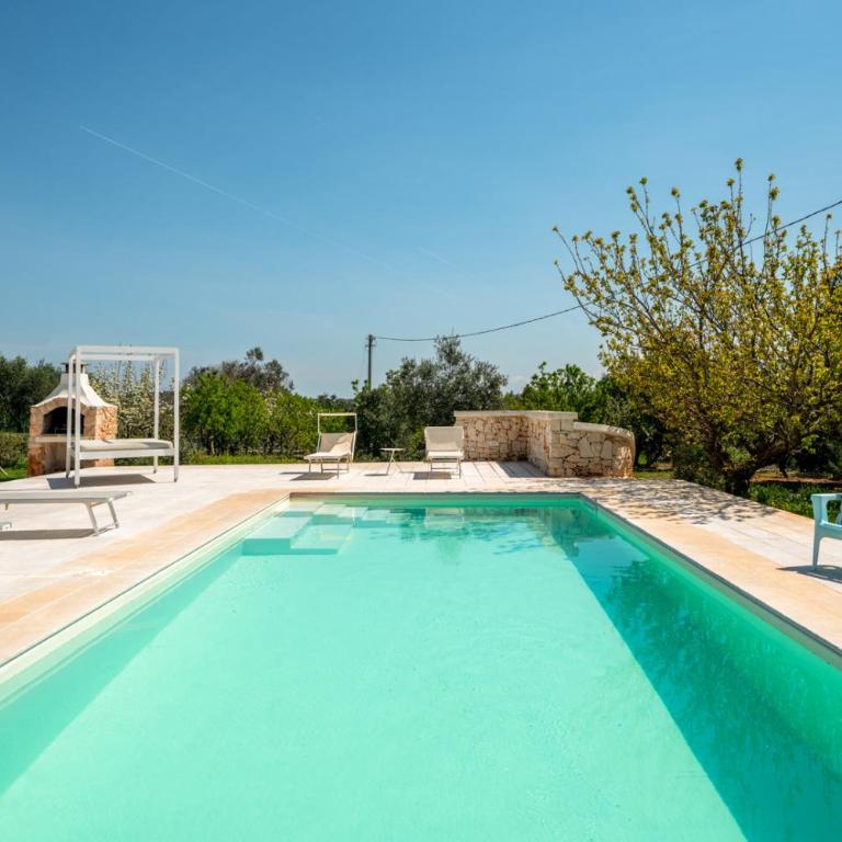 Trullo Vignaiolo with Private Pool in Ostuni - Three-Bedroom Apartment - 80