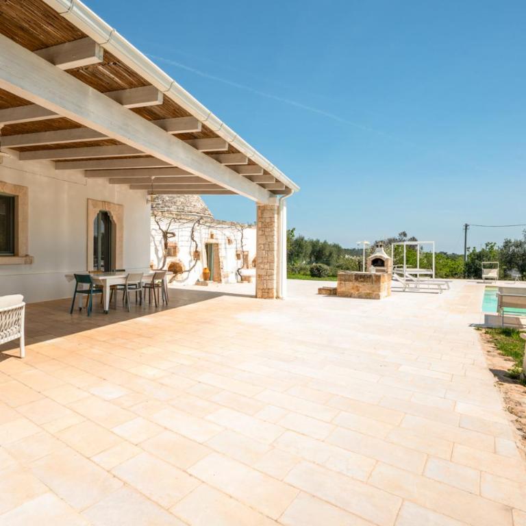 Trullo Vignaiolo with Private Pool in Ostuni - Three-Bedroom Apartment - 87