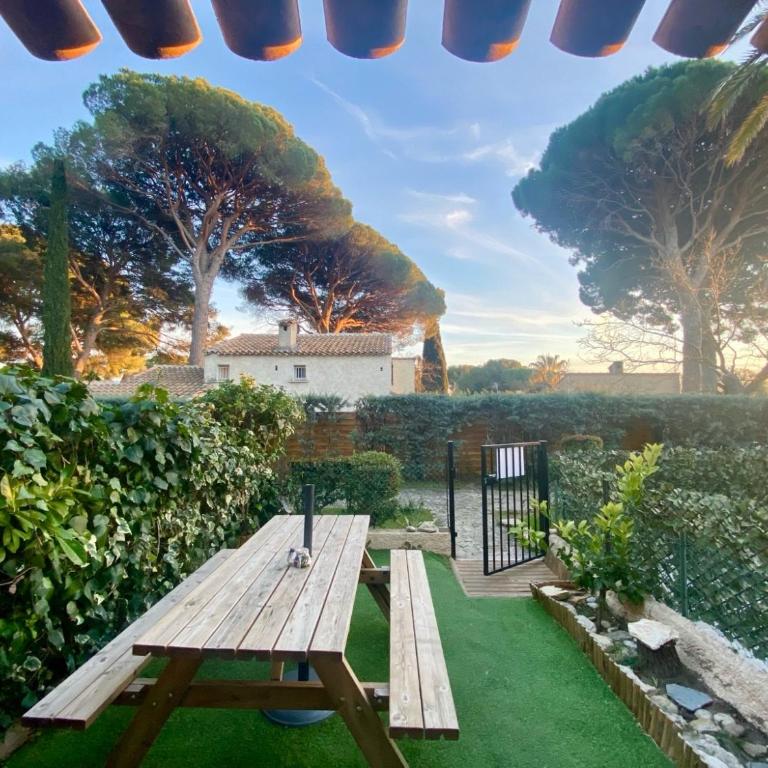 SUPERBE LOGEMENT CLIMATISE à 2 PAS DE LA MER - Studio Familial - 1