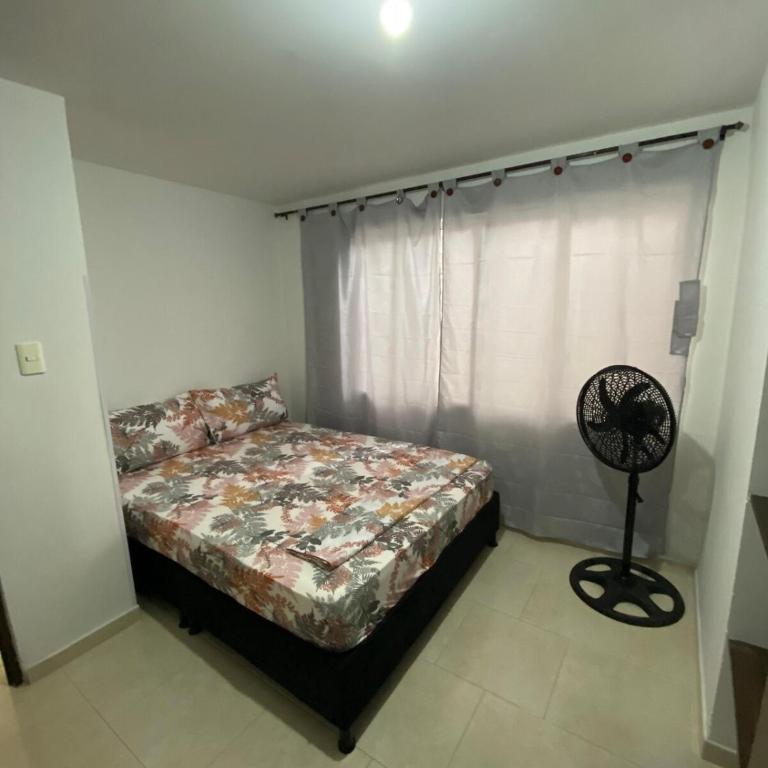 lindo apartamento con parqueadero - Two-Bedroom Apartment - 29