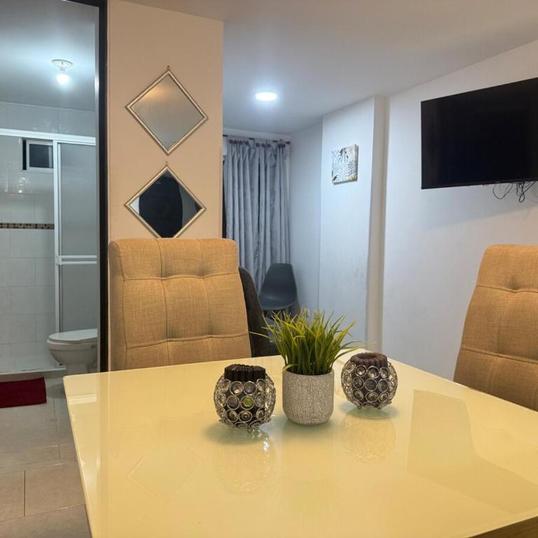 lindo apartamento con parqueadero - Two-Bedroom Apartment - 30