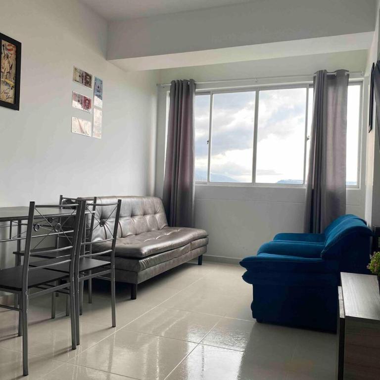 Impeccable and comfortable, all in one place! - Three-Bedroom Apartment - 1
