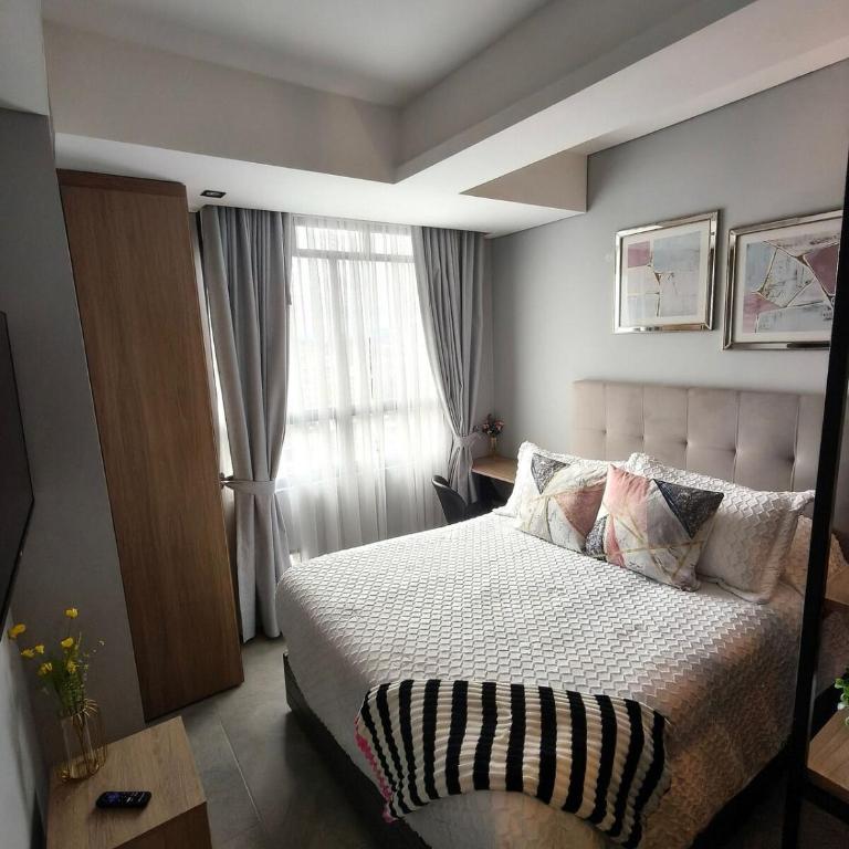 Modern Studio for 1 or 2 Guests Near Airport Free WiFi - Apartamento de 1 dormitorio - 3