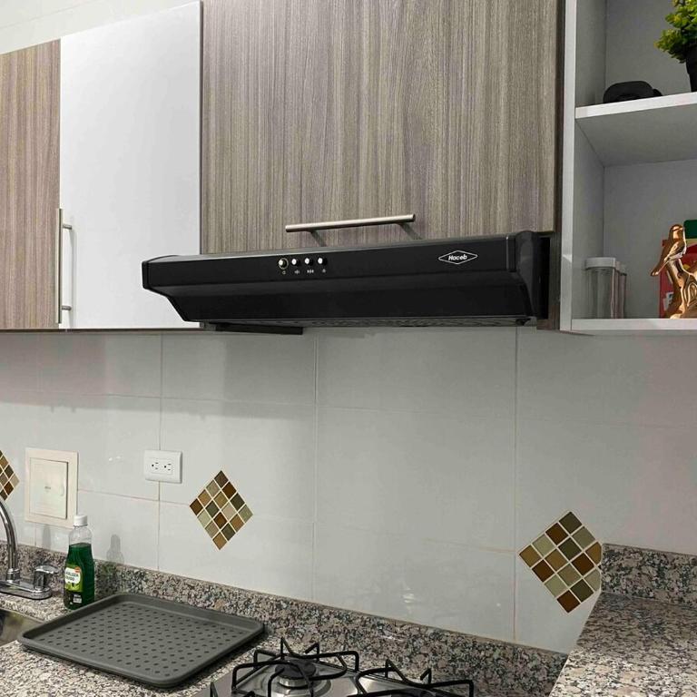 Impeccable and comfortable, all in one place! - Three-Bedroom Apartment - 7