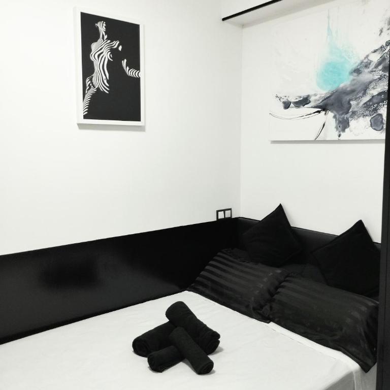 Vilapicina Rooms - Double Room with Private Bathroom - 1