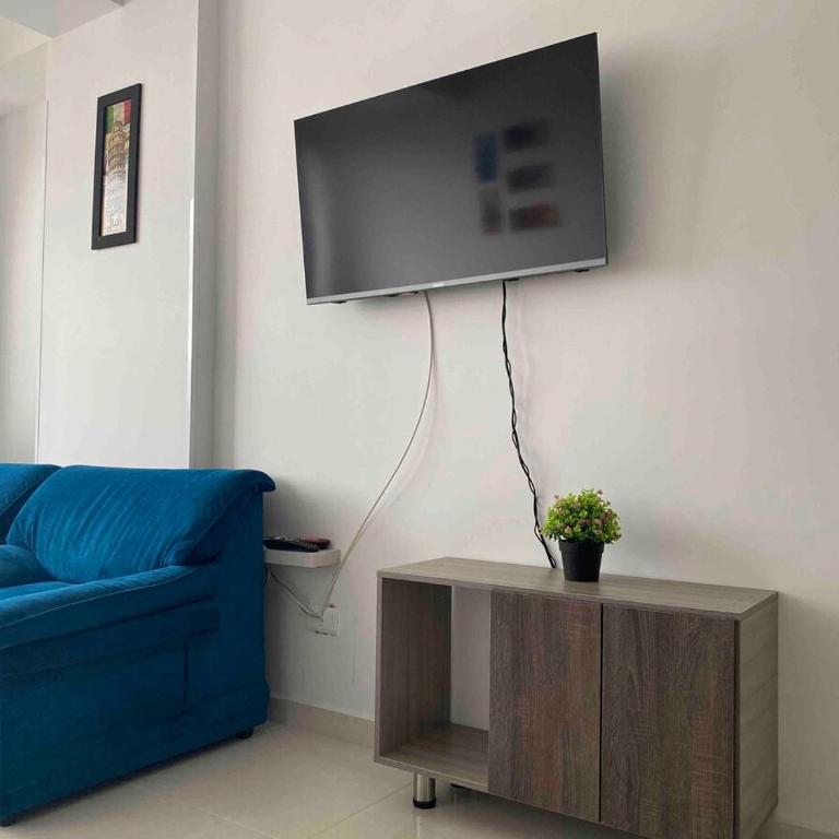 Impeccable and comfortable, all in one place! - Three-Bedroom Apartment - 26
