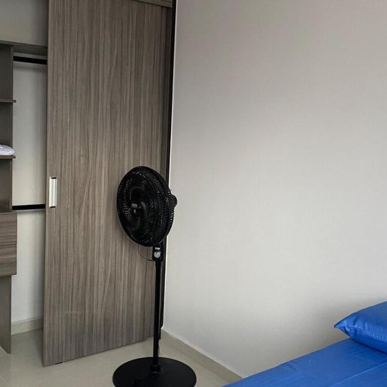 Impeccable and comfortable, all in one place! - Three-Bedroom Apartment - 35