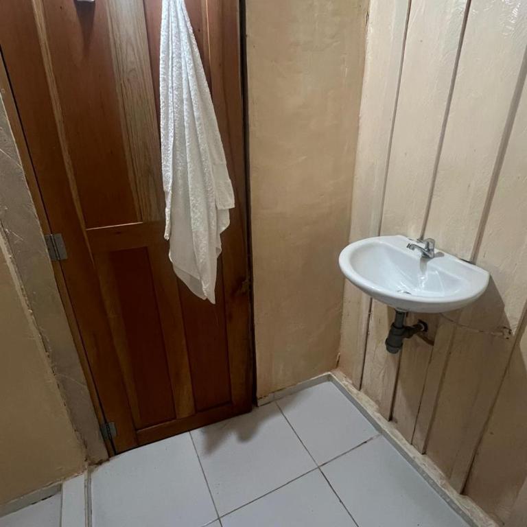 Tsamuna Ecolodge Macedonia - Habitación Familiar con baño privado - 3