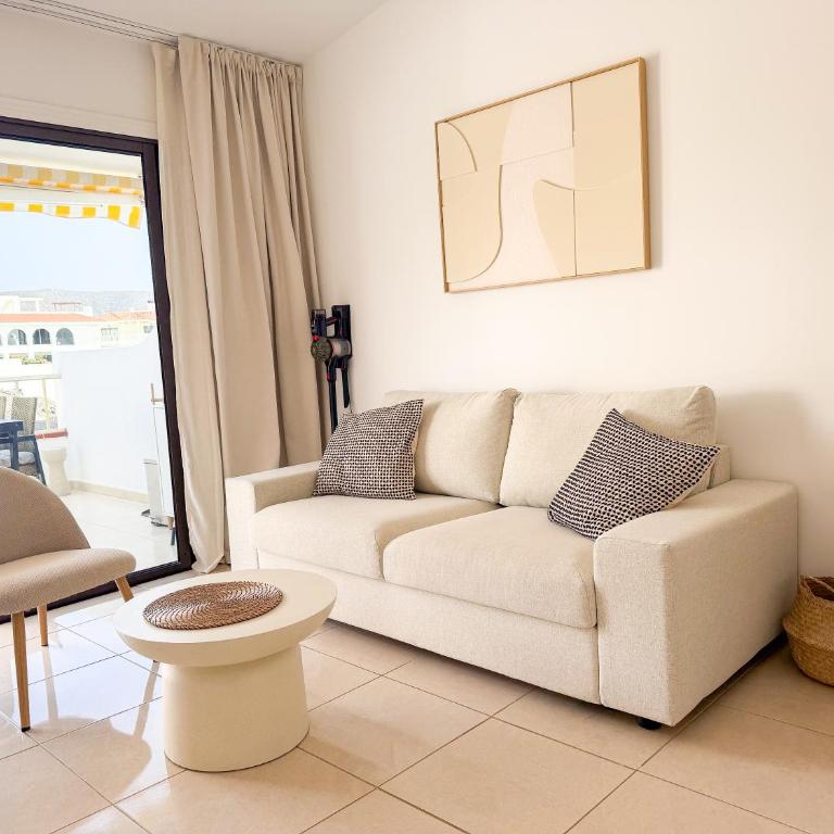 Coastal Modern Apartment Los Cristianos - Heated Pool, AC, Big Terrace - Appartamento con 1 Camera da Letto - 12