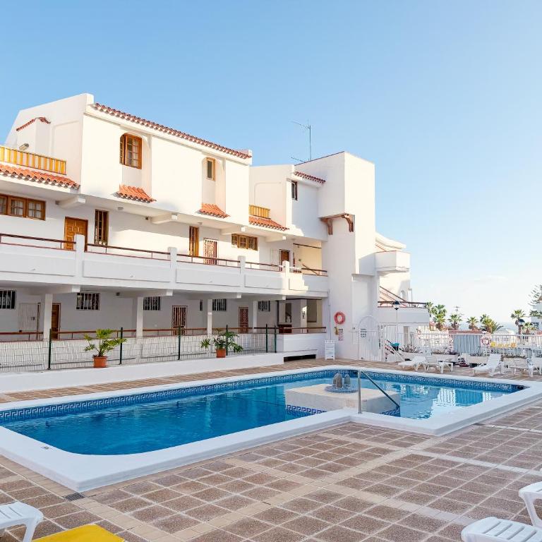 Coastal Modern Apartment Los Cristianos - Heated Pool, AC, Big Terrace - Appartamento con 1 Camera da Letto - 16