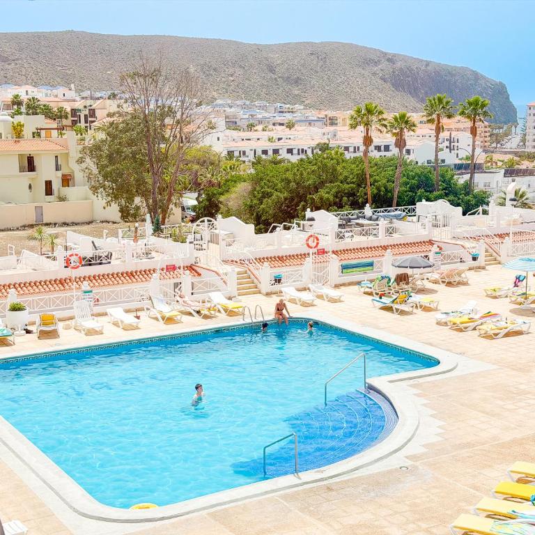 Coastal Modern Apartment Los Cristianos - Heated Pool, AC, Big Terrace - Appartamento con 1 Camera da Letto - 4