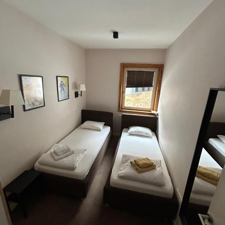 Top Hill - Župa Kopaonik - Two-Bedroom Apartment with View - 4