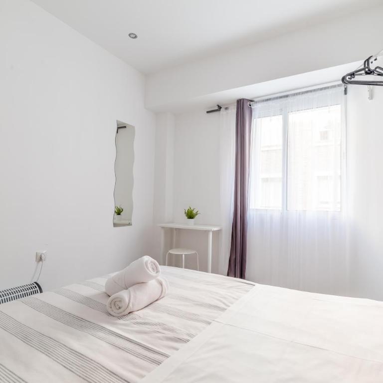 LooP Las Ventas - Double Room with Private Bathroom - 13