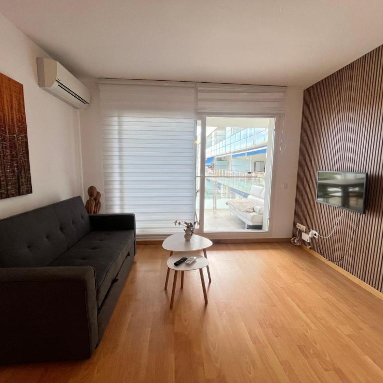 Apartamento con piscina en Roses - Apartamento de 2 dormitorios - 3