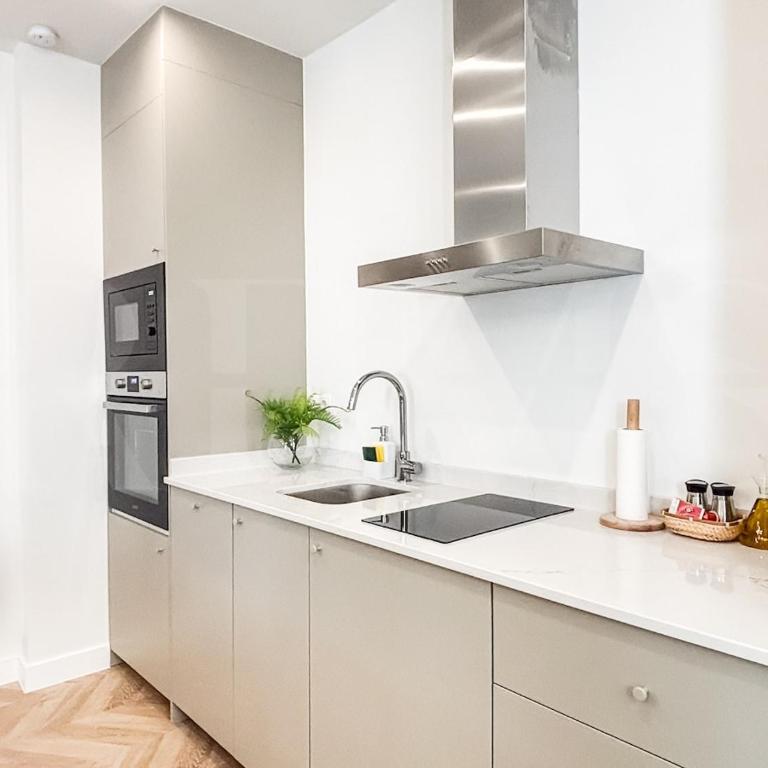 Modern 2-Bed Apartment, Heart of Málaga REMS - Apartamento de 2 dormitorios - 8