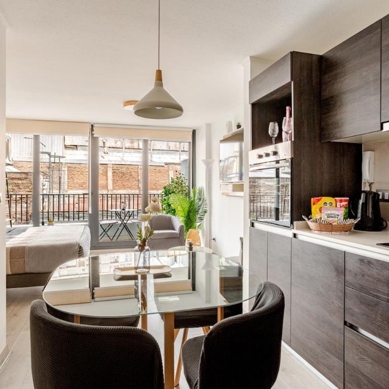Departamento Suite moderno confortable y con ubicación privilegiada de la ciudad cercano a Palacio De La Moneda y los lugares turisticos de Santiago CON CALEFACCIÓN - One-Bedroom Apartment - 15